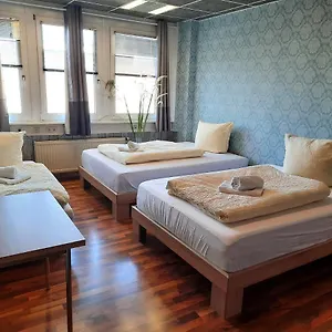 Easy Apartment